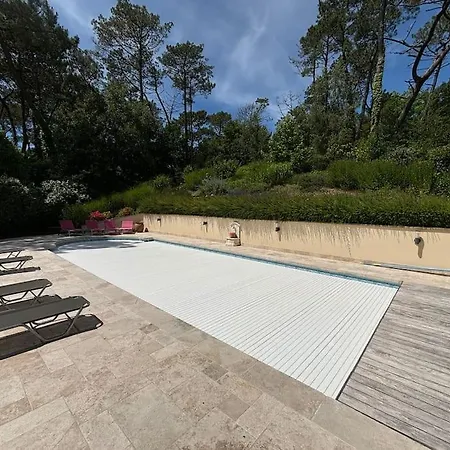 Batneenne, 16 Personnes Avec Piscine