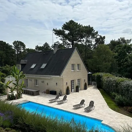Batneenne, 16 Personnes Avec Piscine