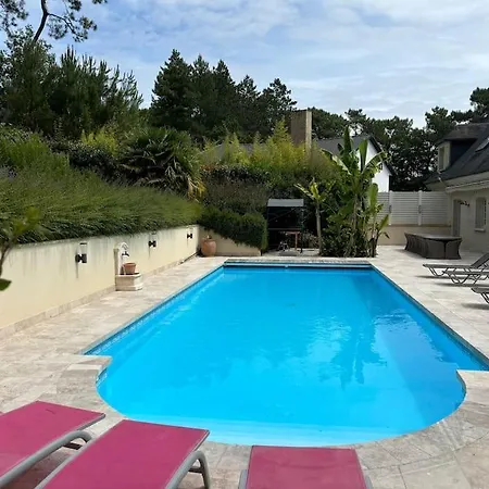 Villa Batneenne, 16 Personnes Avec Piscine